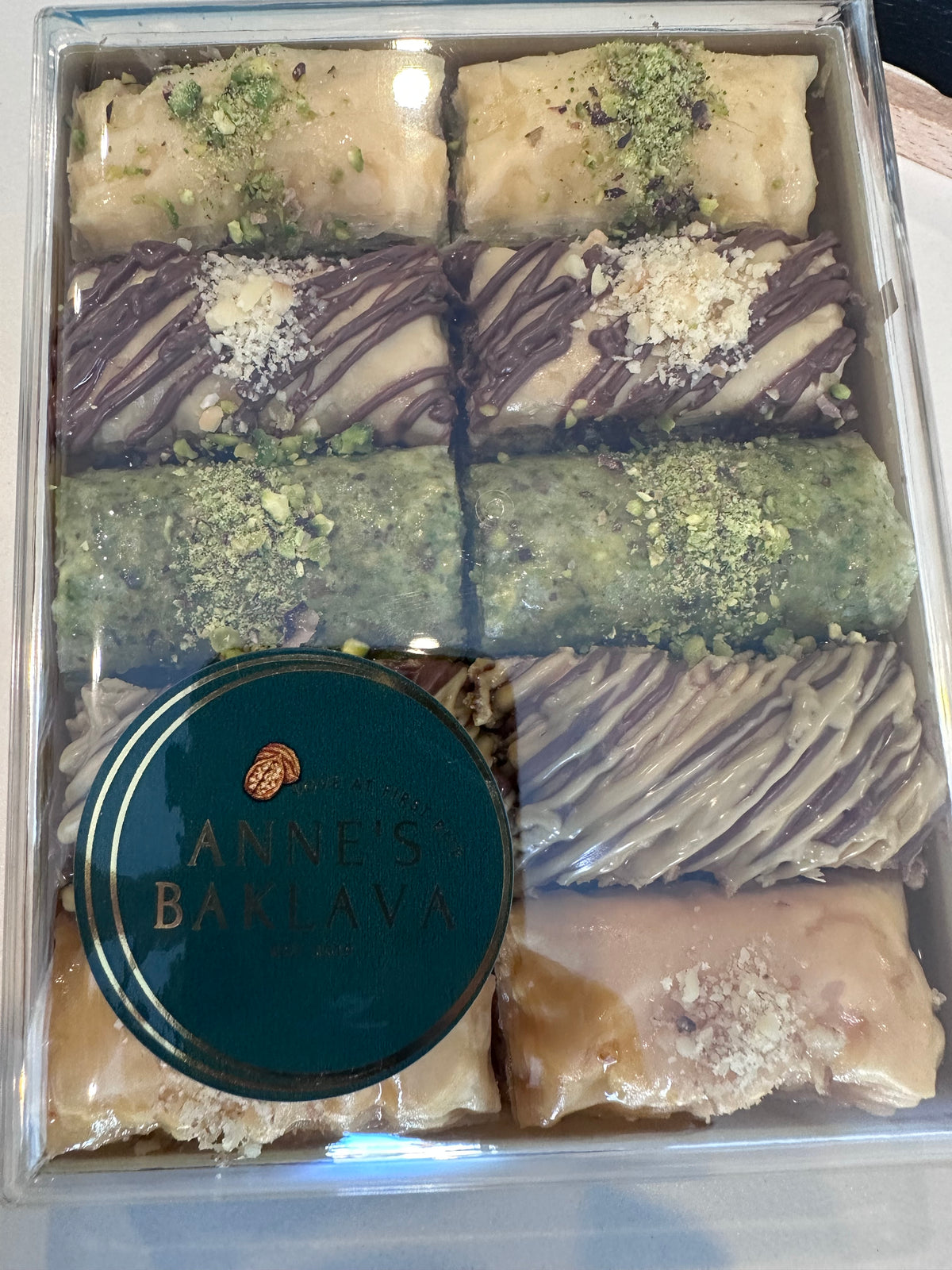 Mix baklava